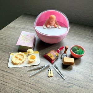 Like-New Miniverse Make it Mini Baby Food: Eggs and Avocado